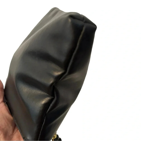 Vegan Leather Crossbody for Women With Removable Strap - Picture 5 of 6